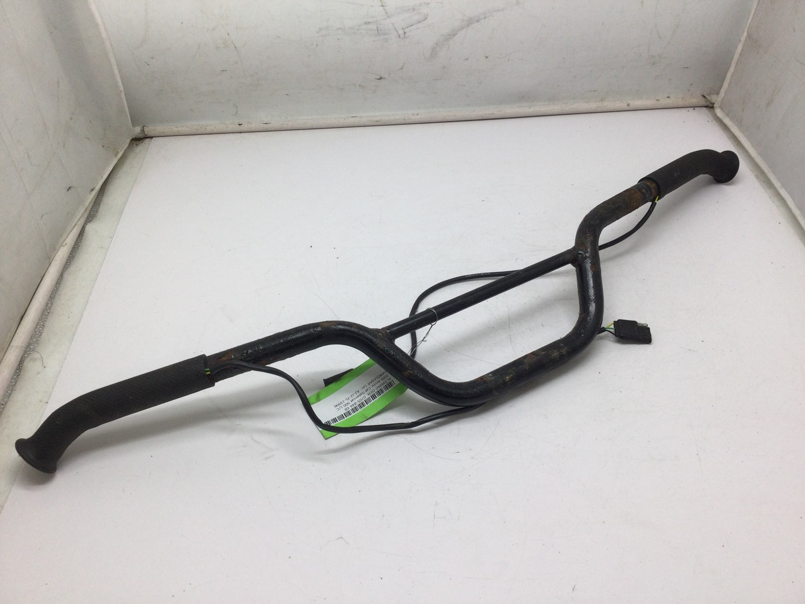 2005 Arctic Cat Handlebar - Image 4