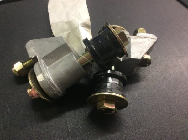 1999 Polaris IDLER SUPPORT BLOCK ASSEMBLY - Image 2