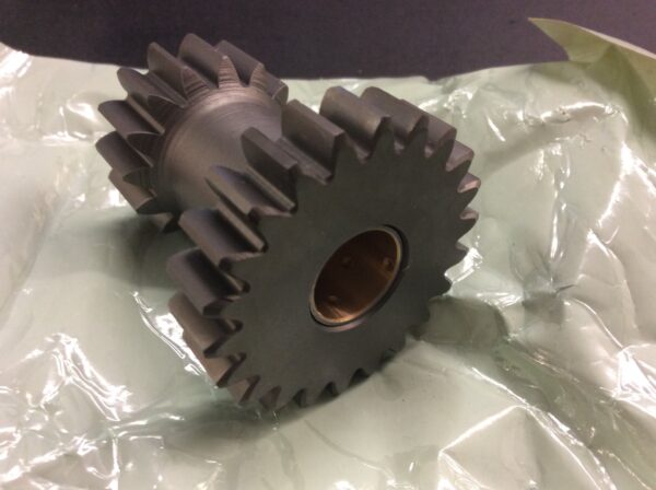 1971 Honda Gear, Sub Transmission Countershaft - Image 3