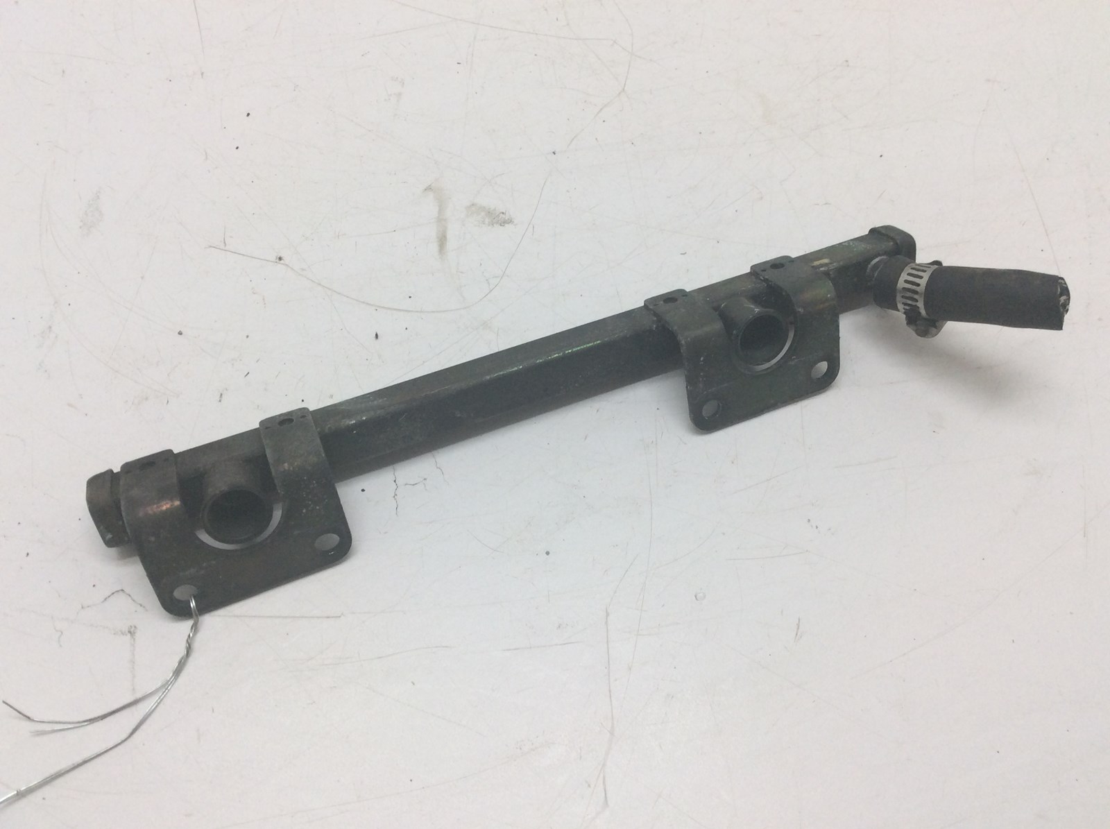 2004 Arctic Cat Fuel Rail - Image 3