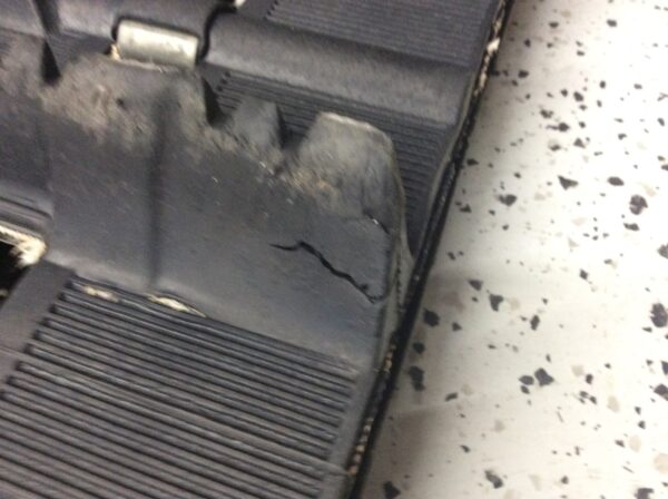 2014 Ski-Doo Track 16x137x1.75 - Image 5