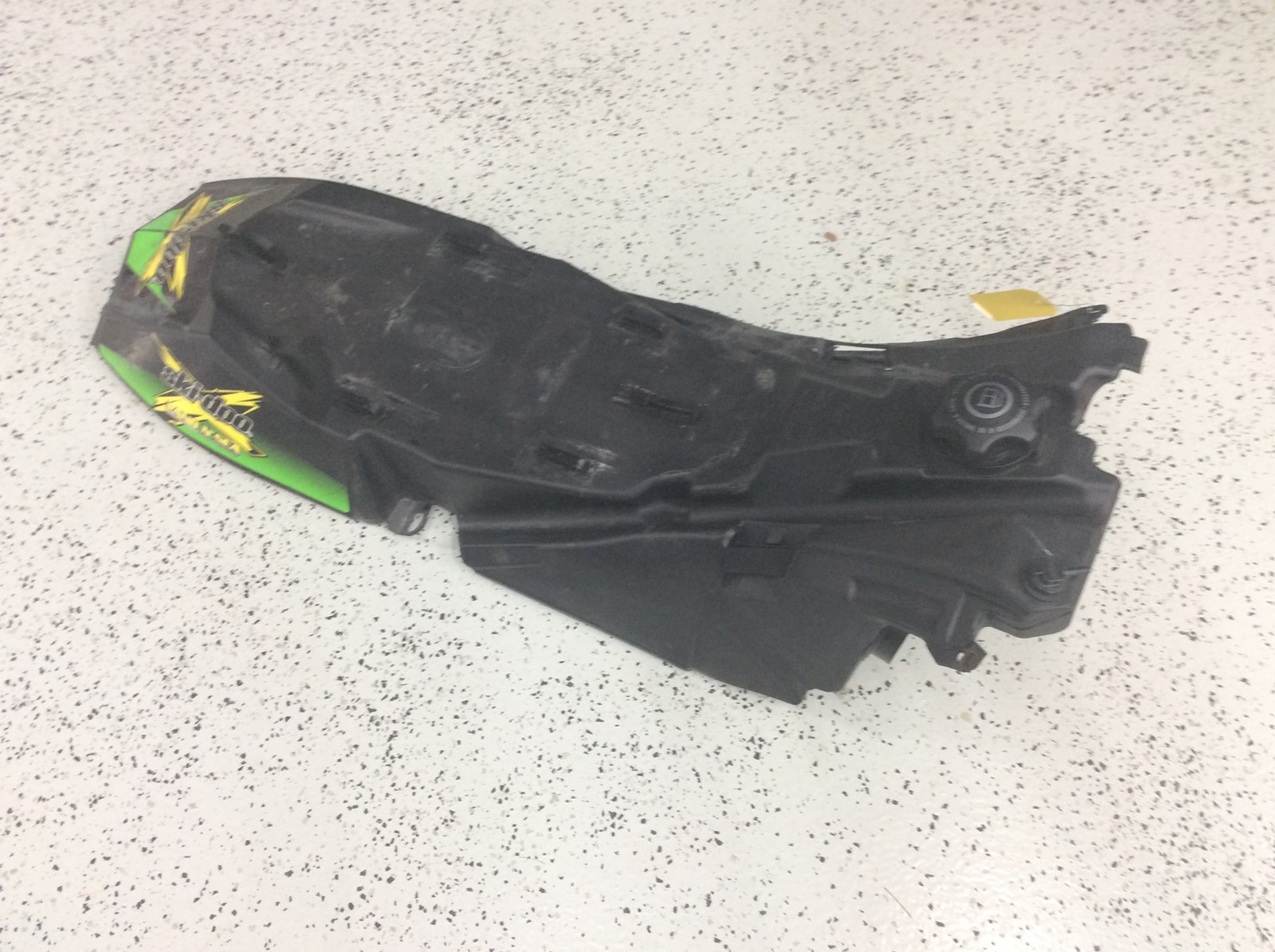 2009 Ski-Doo gas tank - Image 2