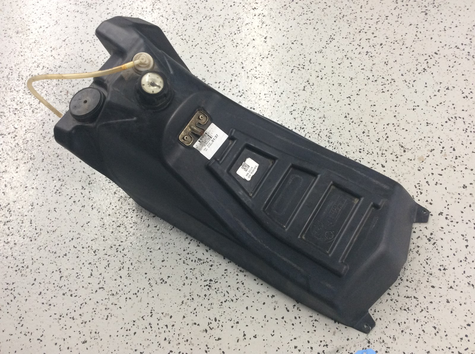 2015 Polaris Gas Tank - Image 4