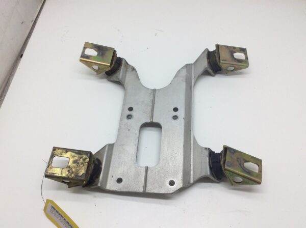 1997 Ski-Doo TOURING SLE 500 L/C Motor Mount Plate - Image 2
