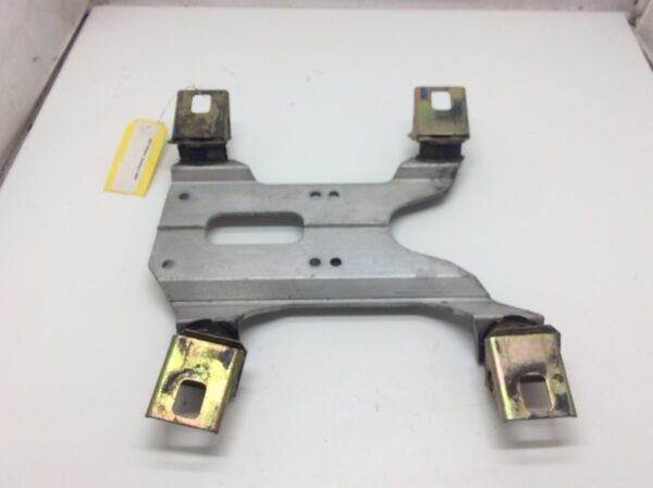 1997 Ski-Doo TOURING SLE 500 L/C Motor Mount Plate - Image 3