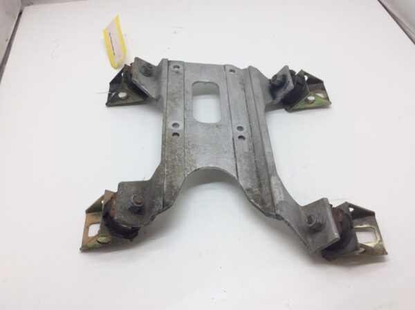 1997 Ski-Doo TOURING SLE 500 L/C Motor Mount Plate - Image 5