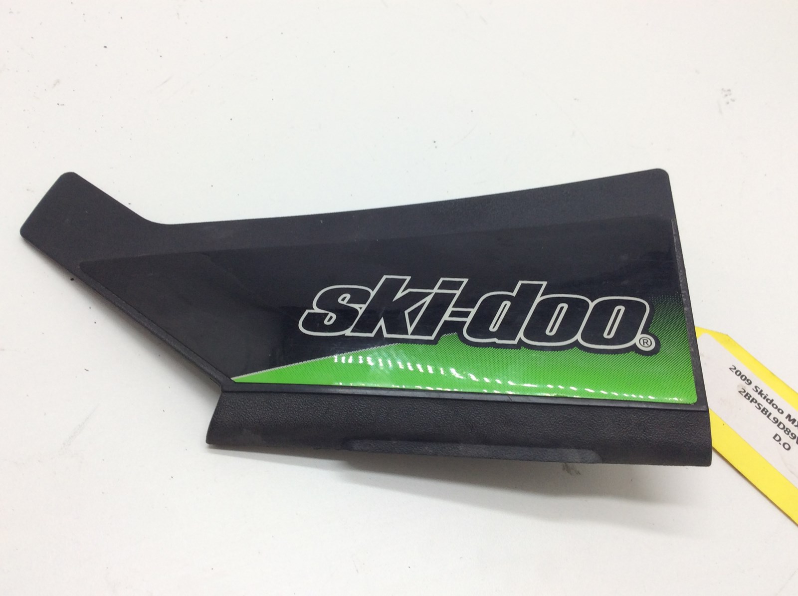 2009 Ski-Doo LH Cap - Image 2
