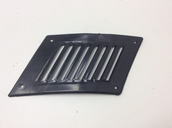1967 Ski-Doo NOS Left Hood Vent / Louvre - Image 3