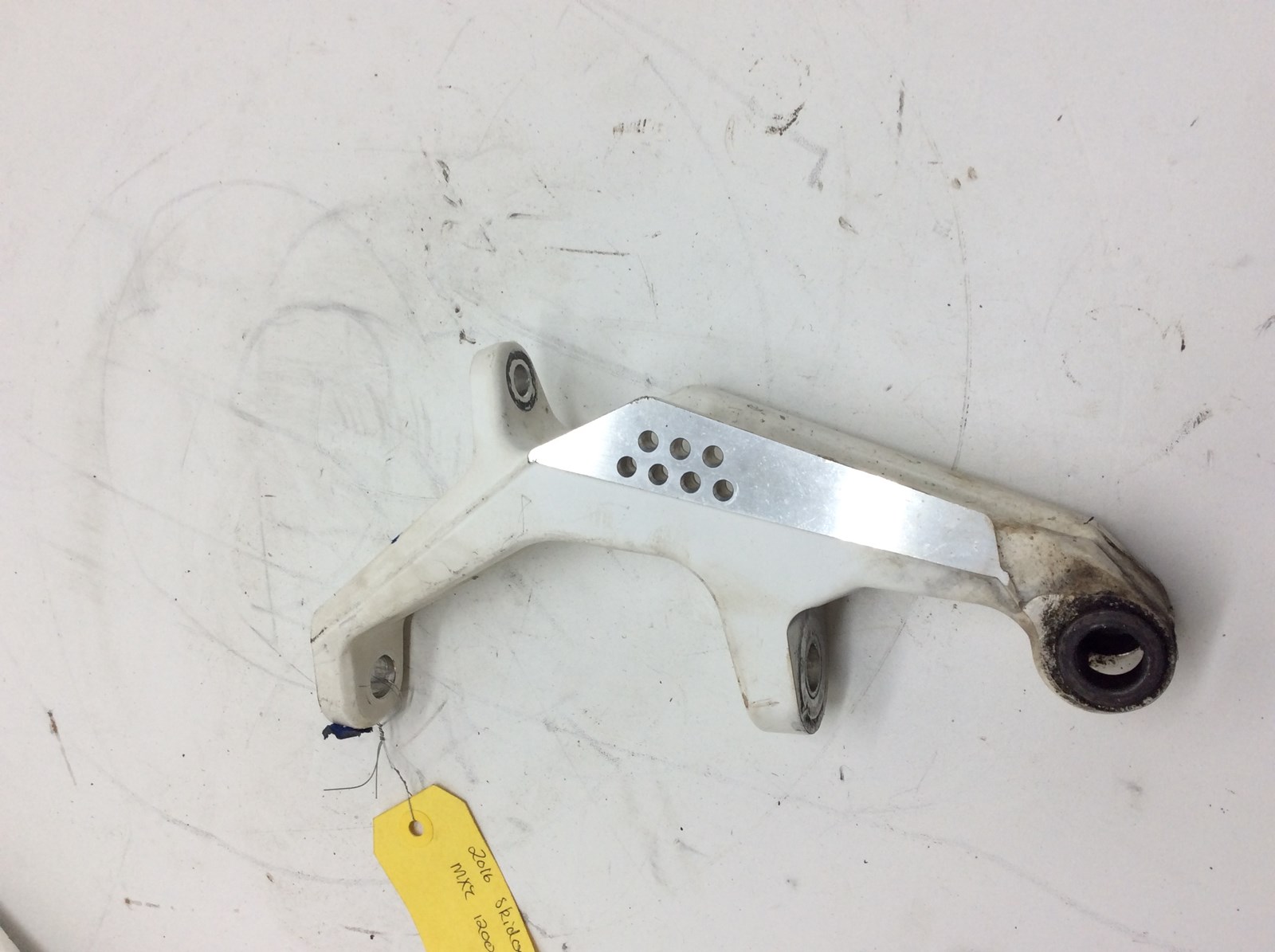 2016 Ski-Doo Ski Spindle LH - Image 4