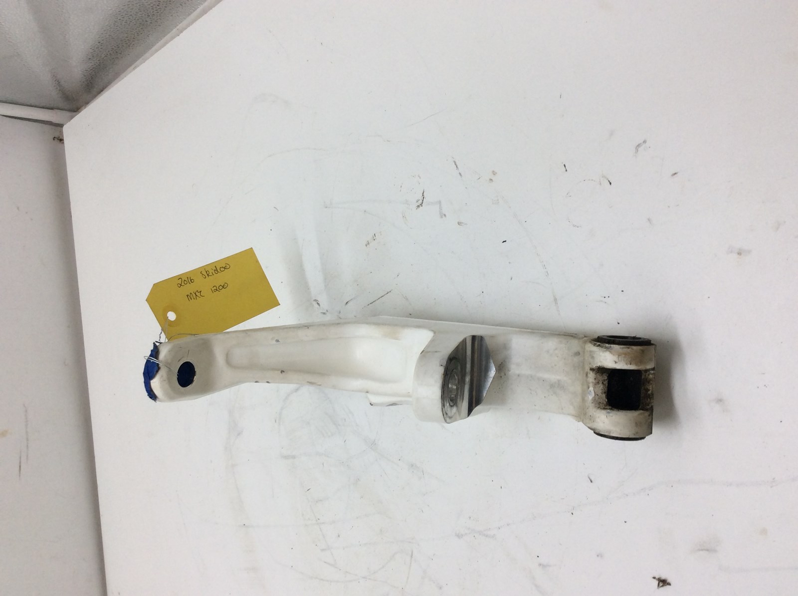 2016 Ski-Doo Ski Spindle LH