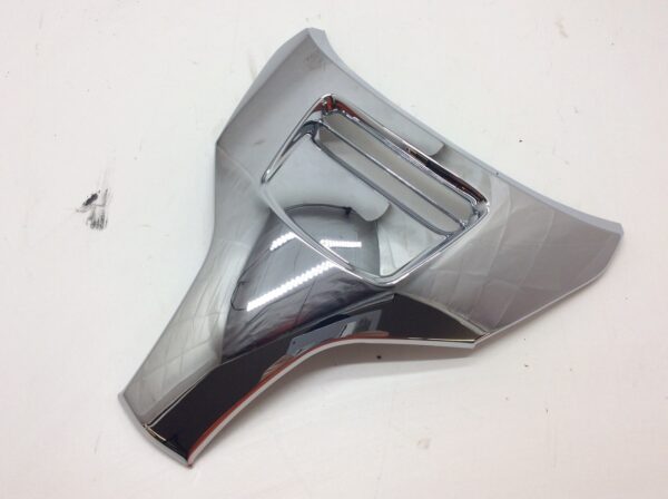 2006 Suzuki Front Cover - Image 2