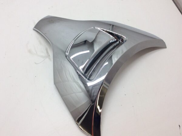 2006 Suzuki Front Cover - Image 3