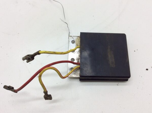 1995 Polaris Voltage Regulator - Image 2