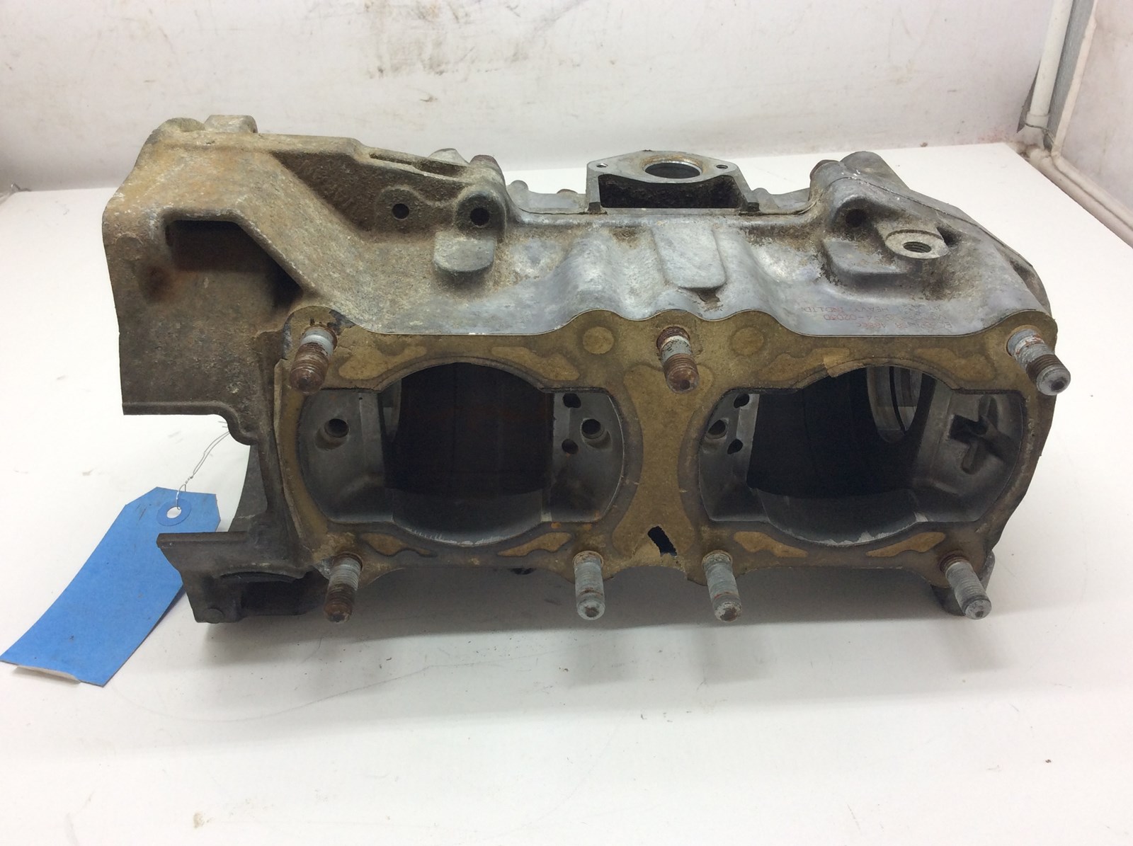 1994 Polaris INDY 500 L/C EFI CRANK CASE - Image 5