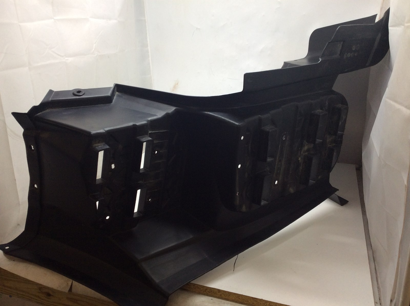 2008 Can-Am foot well left- superseded by #705003633 -fits Outlander Max 800 - Image 4