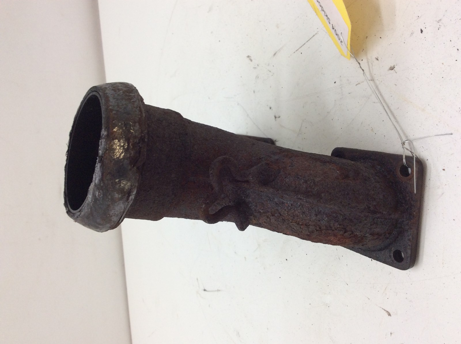 2004 Ski-Doo MANIFOLD - Image 2