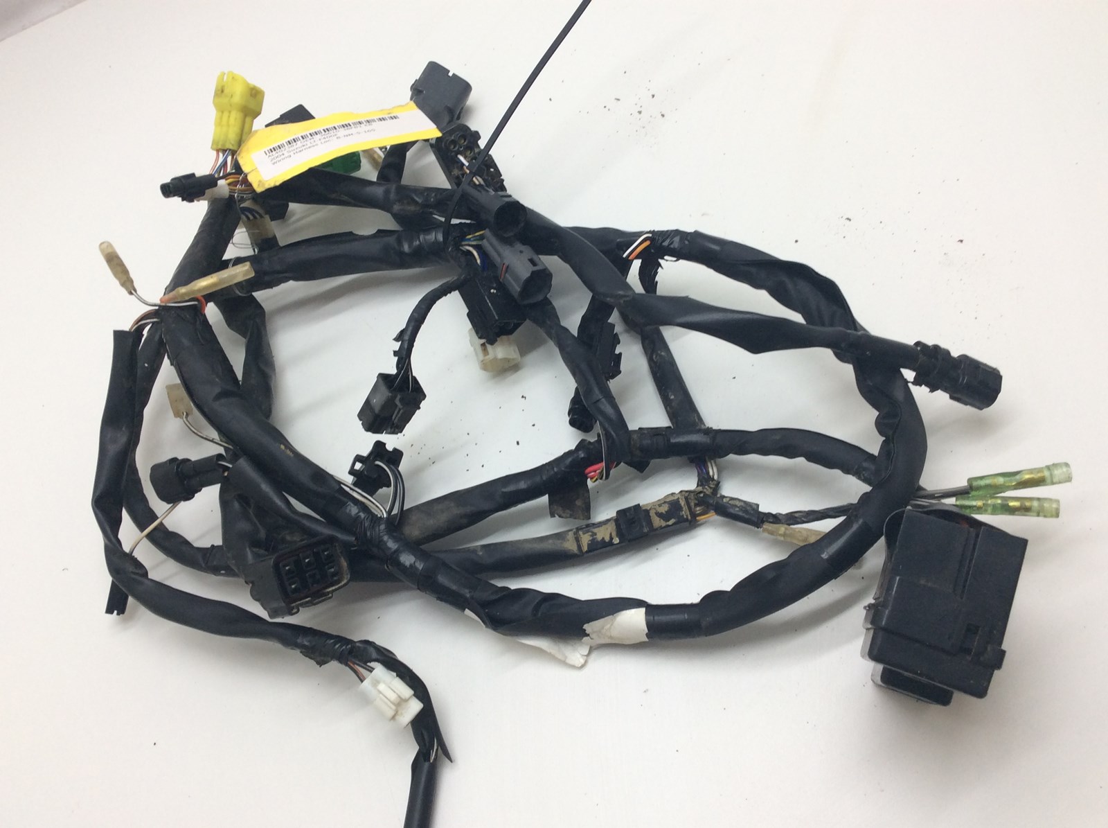 2004 Suzuki Main Harness - Image 2