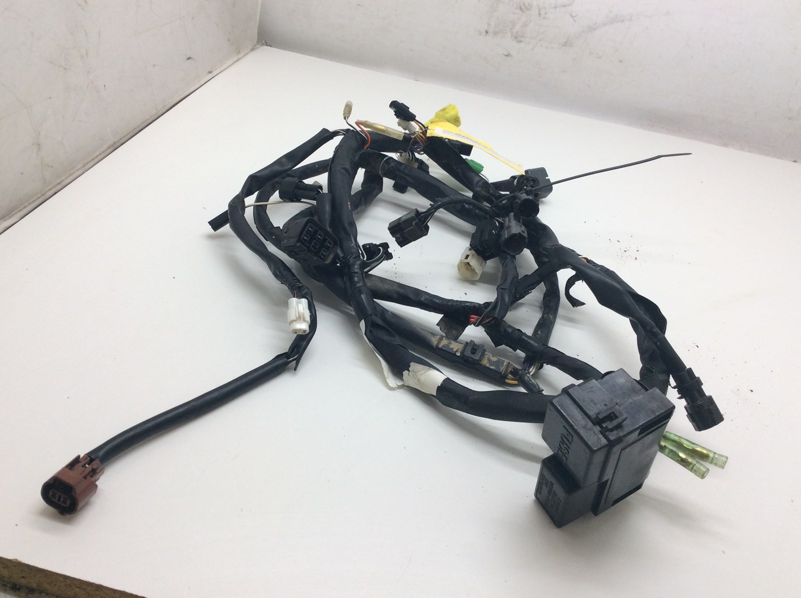 2004 Suzuki Main Harness - Image 5