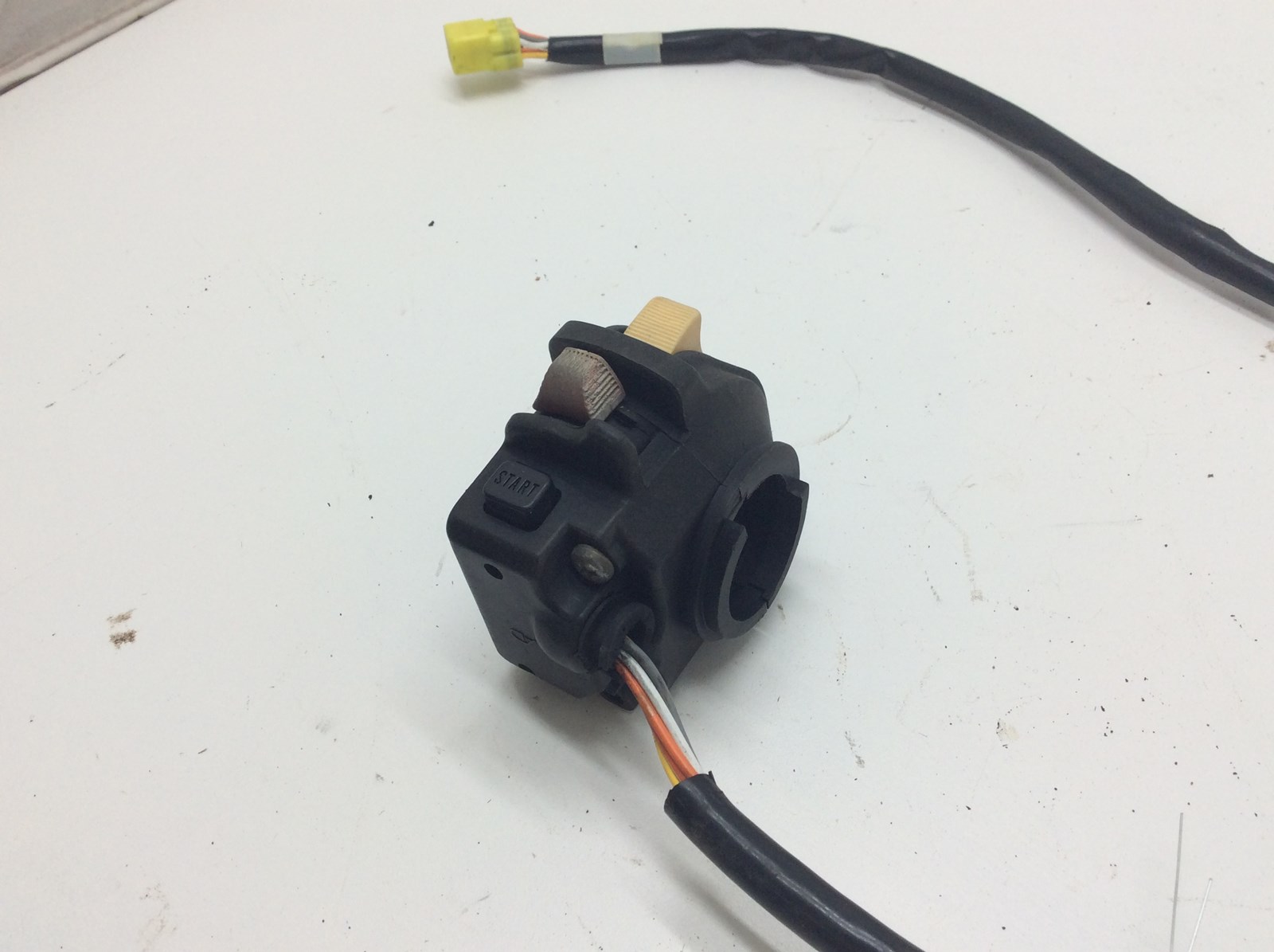 2007 Suzuki Eiger Quadrunner (LT-A400F) - left switch assy - Image 3