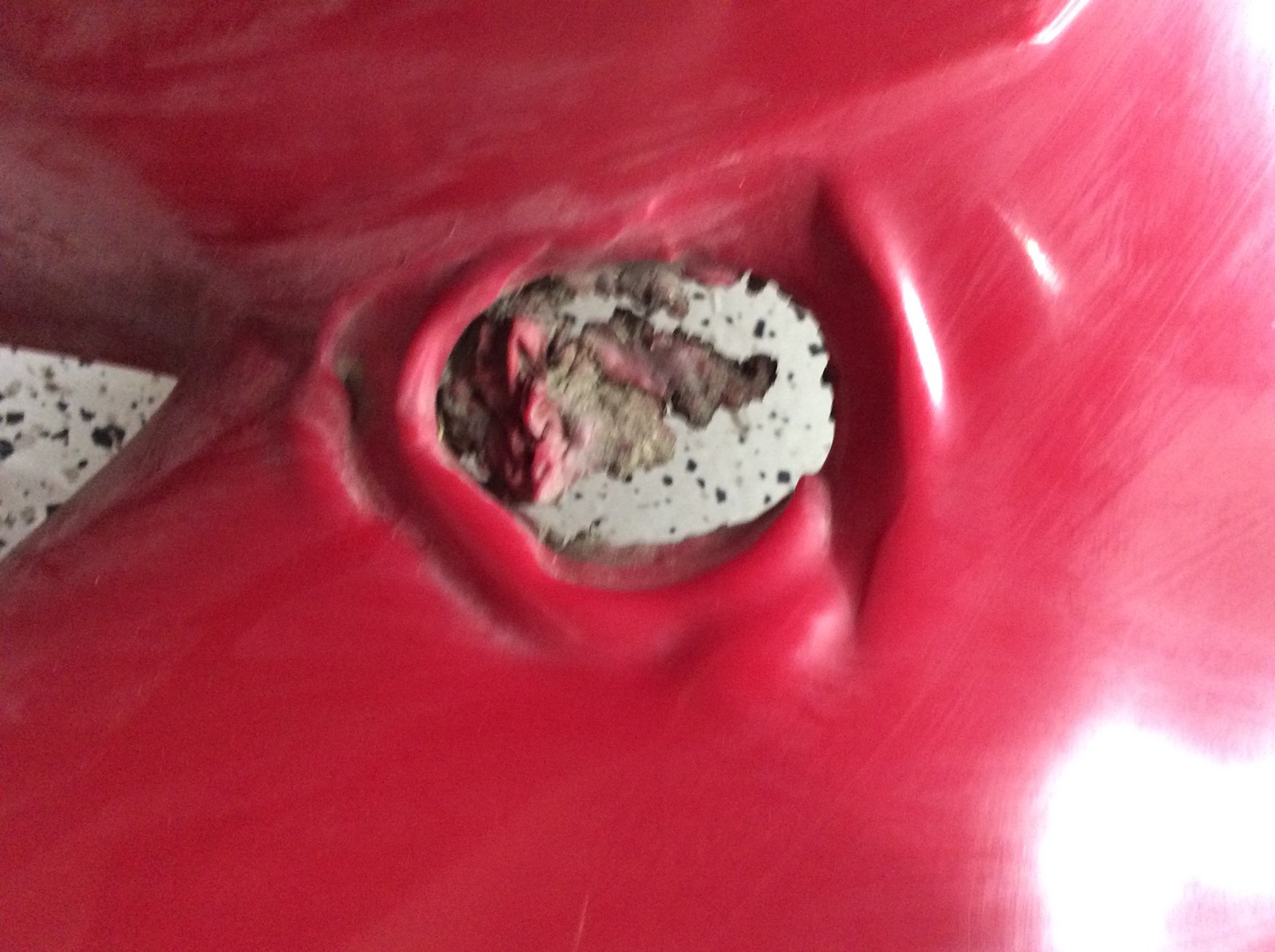 2000 Bombardier rear fender - Traxter XT 500 - Image 4