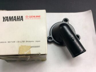 1995 Yamaha Thermostat Cover