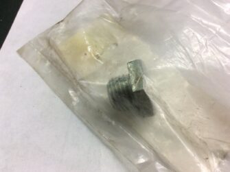 2000 Yamaha Plug Straight