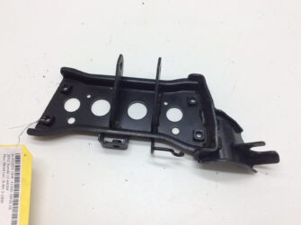 2002 Suzuki Upper Engine Mount Bracket