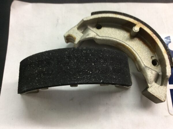 1984 Yamaha Brake Shoes - Image 2