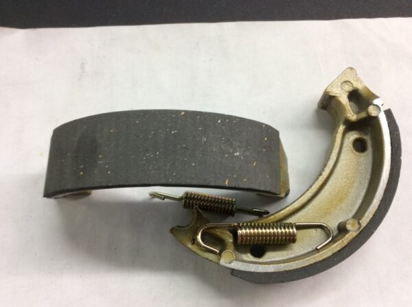 1992 Yamaha Brake Shoes - Image 3