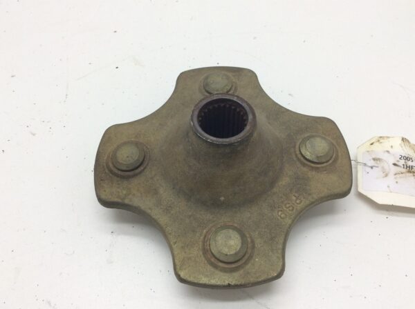 2005 Honda Rear Wheel Hub - fits Recon 250 - Image 3