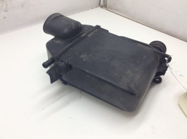 1984 Suzuki Air Cleaner Housing - Image 5