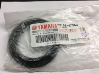 2000 Yamaha Oil Seal