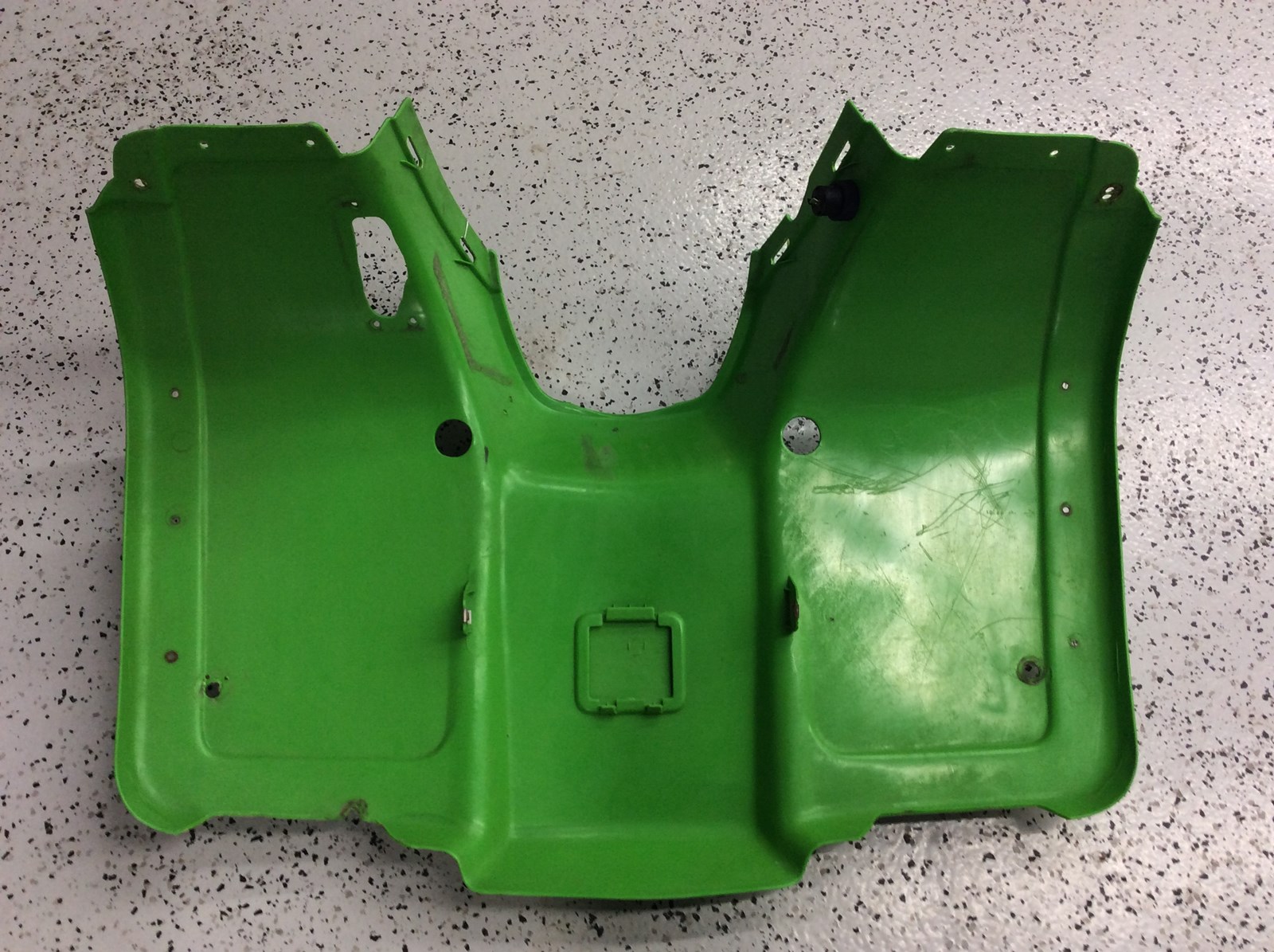 2004 Arctic Cat Front Fender - Image 5