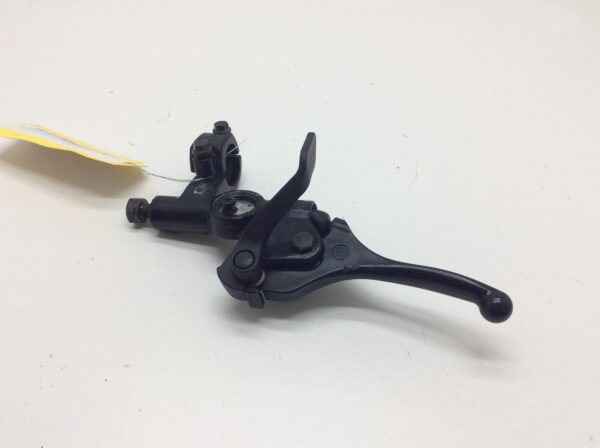 Brake Master Cylinder - Image 4