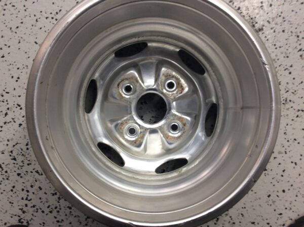 2015 Suzuki Rear Rim 12x7.5 - Image 5