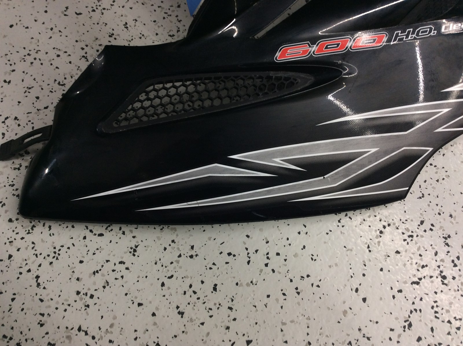 2007 Polaris Hood - Image 4