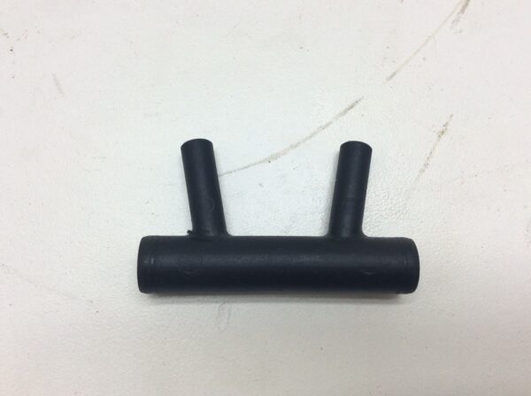 2010 Can-Am Oil Tube - Image 3