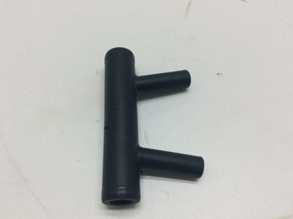 2010 Can-Am Oil Tube - Image 4