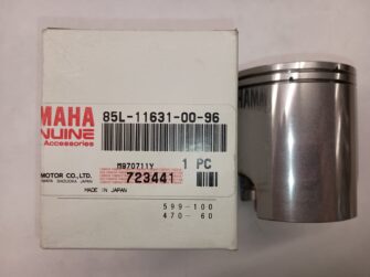 1989 Yamaha NOS Standard Piston with Rings