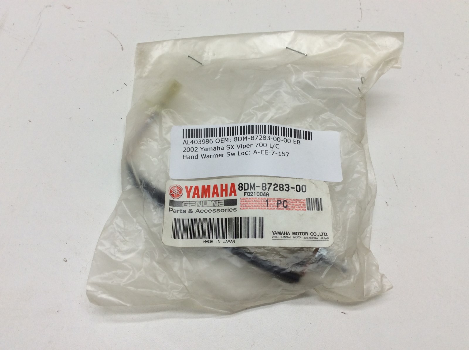 2002 Yamaha Hand grip warmer switch, has female plug. - Image 5