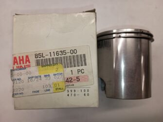 1989 Yamaha NOS .25mm /.010" Oversize Piston with Rings