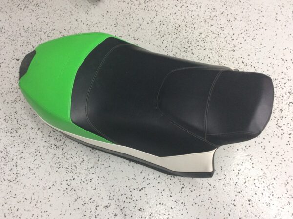 2011 Arctic Cat Seat - Image 2