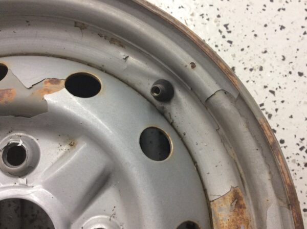2002 Suzuki Front Rim 12x6 - Image 2