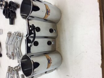 2024 brackets mount to the fork tubes.