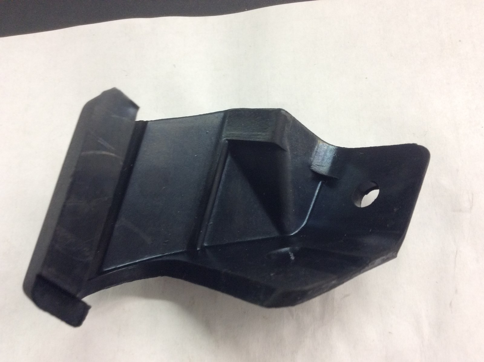 2004 Yamaha RH Rear Bumper End Cap - Image 3
