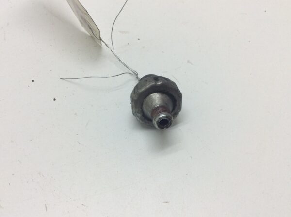 2000 Harley-Davidson Oil Pressure Indicator Switch - fits 1200 XLH - Image 3