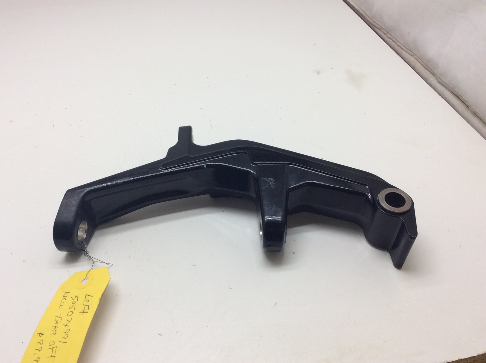 2021 Ski-Doo LH Ski Spindle - Image 3