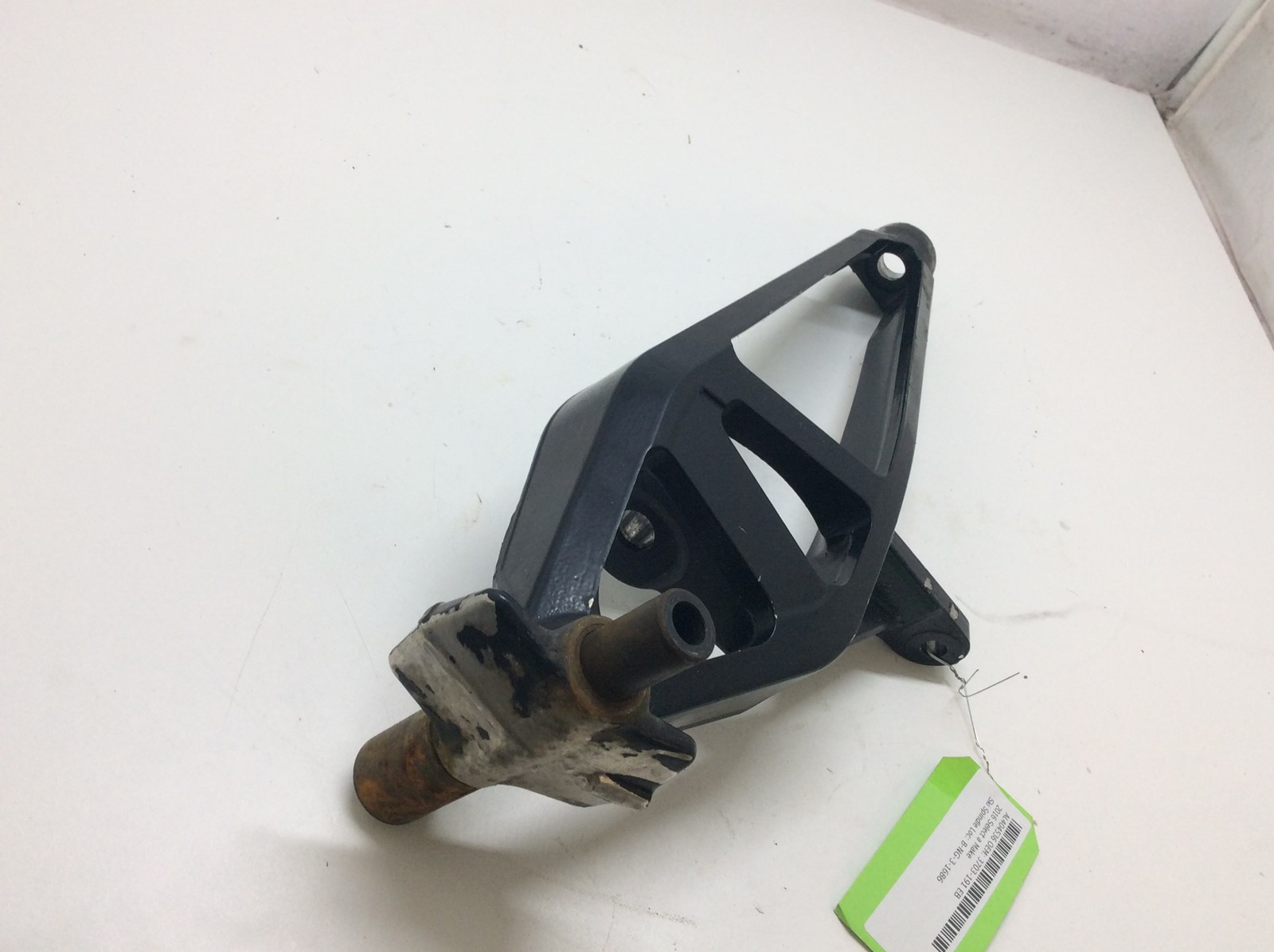 2016 Arctic Cat Left Ski Spindle - Image 4