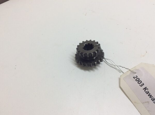 2003 Kawasaki 2nd Shaft Sprocket 21t & 17T - Image 3