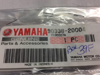 2003 Yamaha Plug